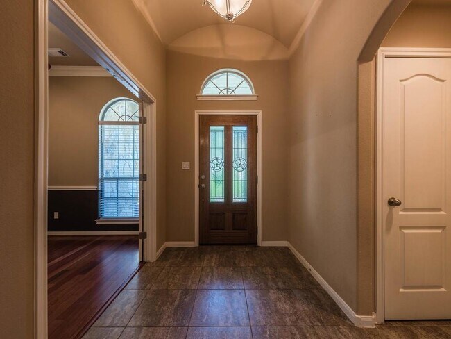 Foto del edificio - 1007 Savanna Ln