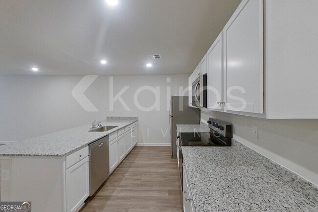Building Photo - 371 Ironwood Ct