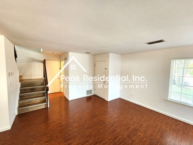 Building Photo - 4 br, 2.5 bath House - 7364 Windbridge Dr