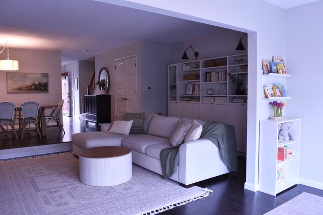 Building Photo - 3 Preakness Ct