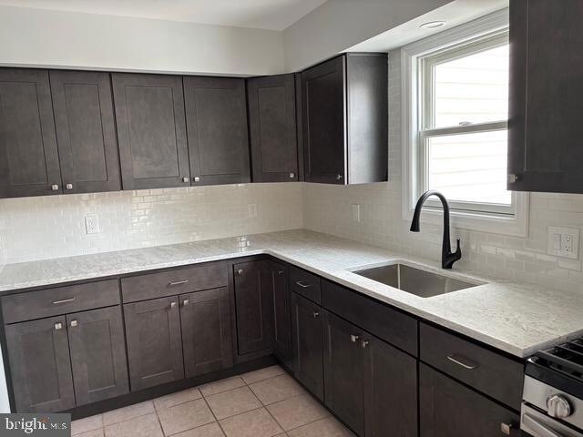 Building Photo - 148B Bayshore Dr
