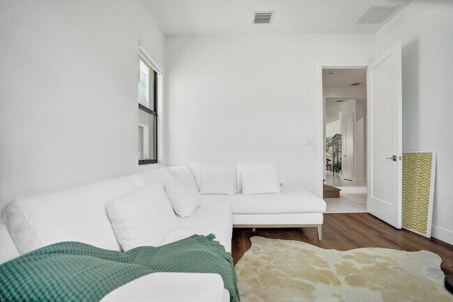 Foto del edificio - 9164 Silver Marsh Ln