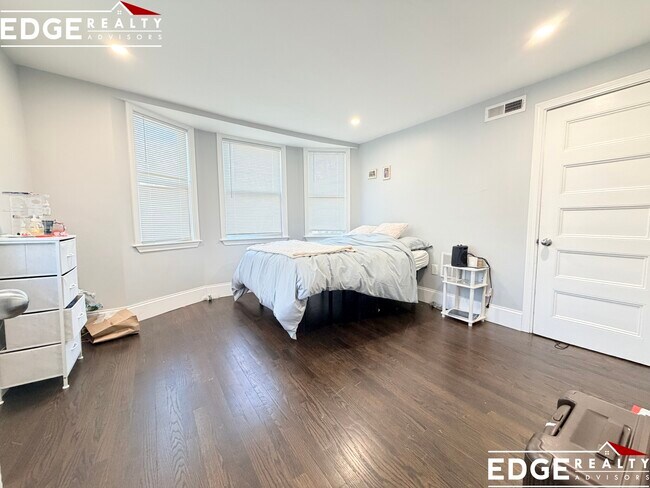 Building Photo - 24 Tremont St