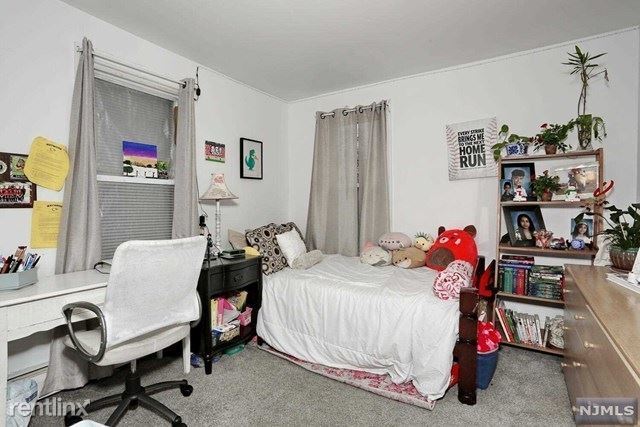 Building Photo - 3 br, 2 bath House - 30 E Pleasant Ave