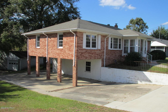 Building Photo - 1764 Piney Green Rd