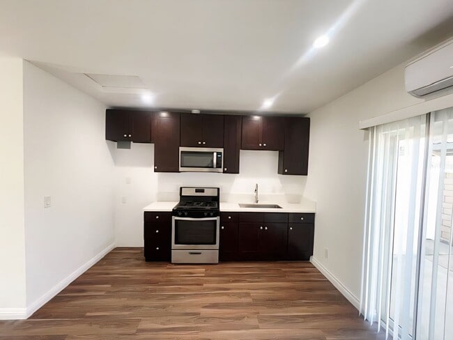 Foto del edificio - Circle City Dr