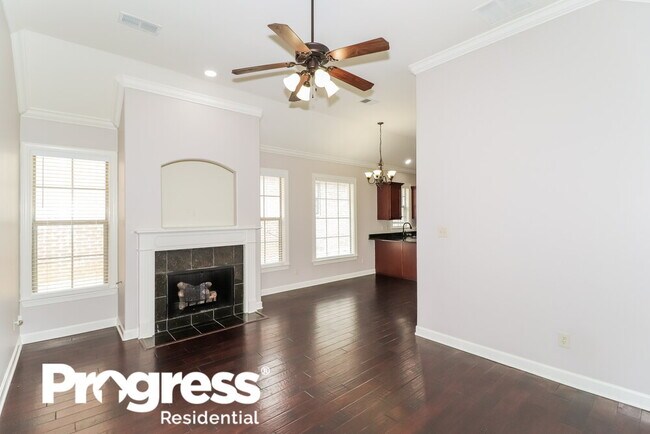 Building Photo - 6832 Lagrange Grove Dr