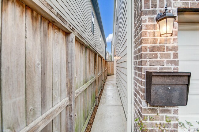 Building Photo - 5941 Kansas St