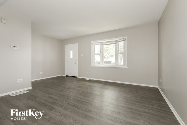 Foto del edificio - 124 S Chestnut Ln