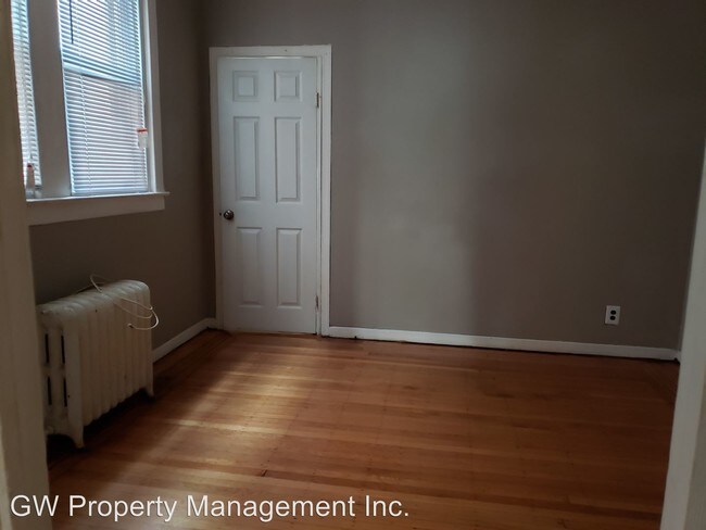 Building Photo - 321 E Roosevelt Blvd