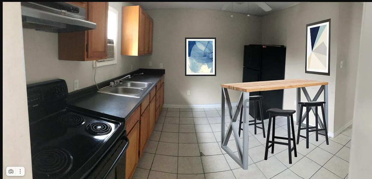 Foto del edificio - 708 Darlene Ave