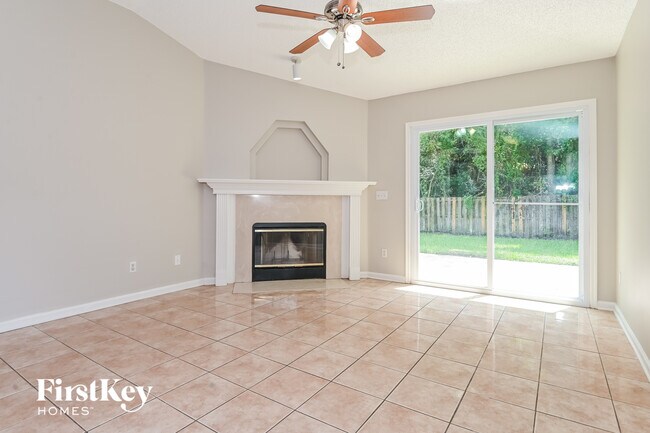 Building Photo - 4576 Antler Hill Dr E