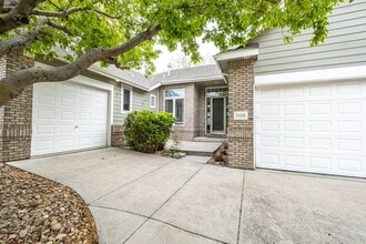 Building Photo - 4 Bed 3 Bath Home in Highlands Meadows - Windsor!