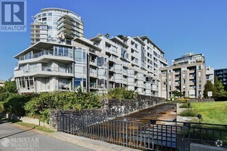 Building Photo - 1288-1288 Marinaside Crescent