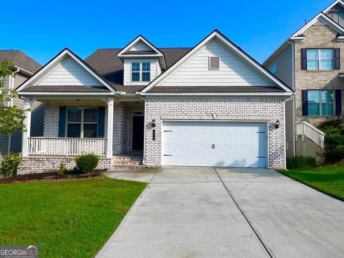 Primary Photo - 370 Broadmoor Dr