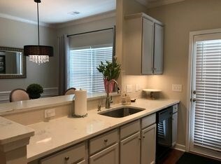 Foto del edificio - 4515 Craigmoss Ln