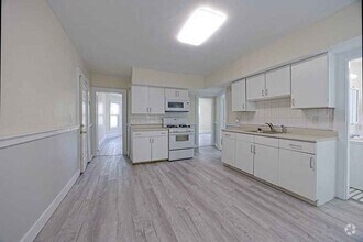 Building Photo - 29 Intervale St