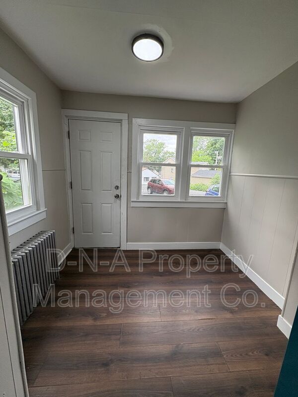 Foto del edificio - 117 N 9th St