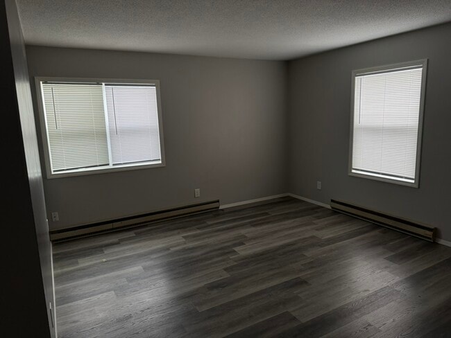 Foto del edificio - 614 Lincoln Ave