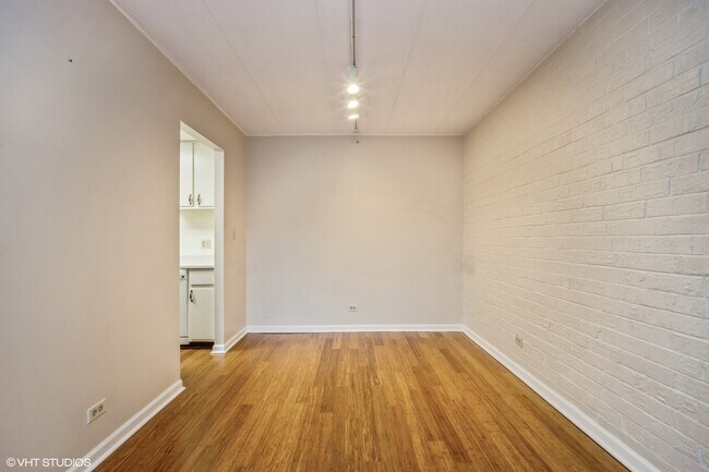 Foto del edificio - 3850 S Parkway Dr