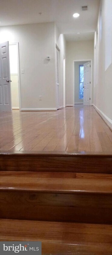 Foto principal - 400 N Milton Ave