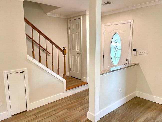 Foto del edificio - Welcome to this beautiful home located in ...