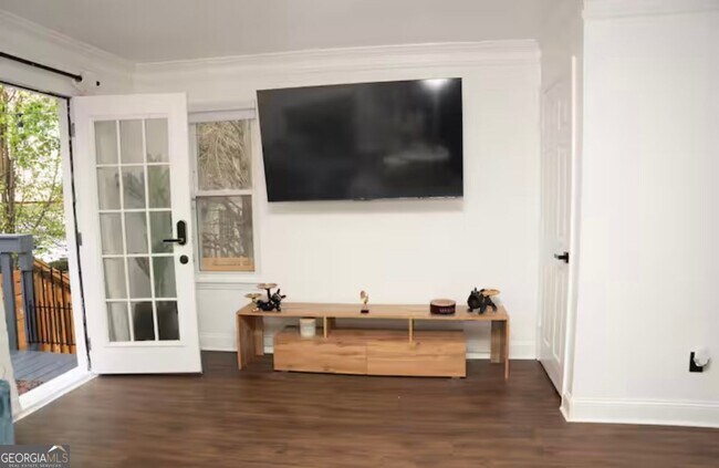 Foto del edificio - 144 Willow Stream Ct