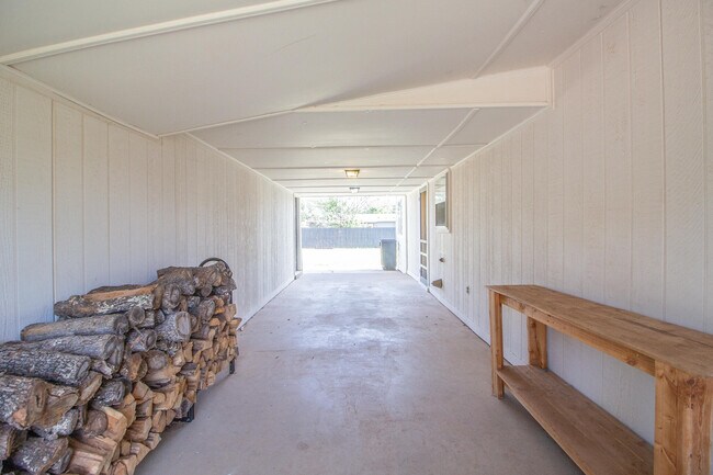 Foto del edificio - 4814 10th St