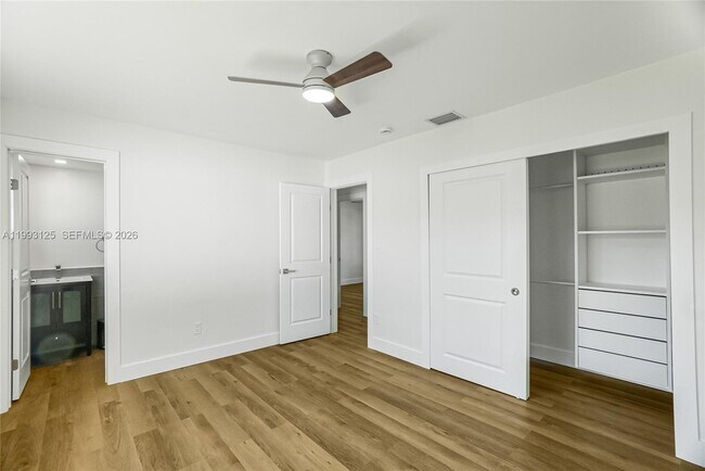 Foto del edificio - Southwest 108th Street, Miami, FL 33186 - 3 BR 2 BA house
