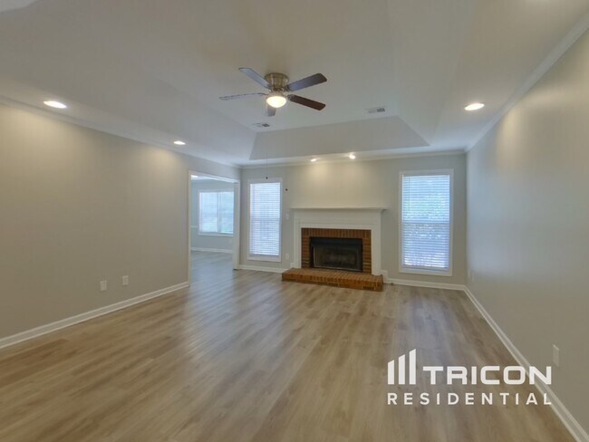 Foto del edificio - 136 Tanners Mill Rd