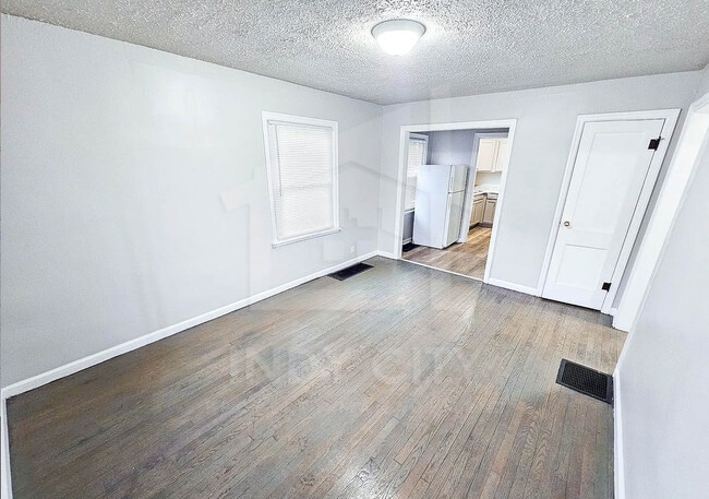 Foto del edificio - 3539 Prospect St