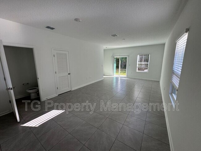 Foto del edificio - 62 Blue Hvn Rd