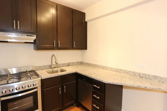 Foto del edificio - 626 W Patterson Ave