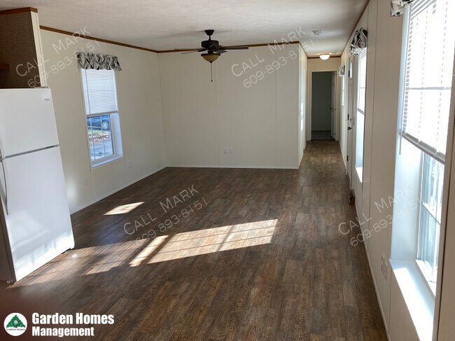 Foto del edificio - 7 Thornwood Ln