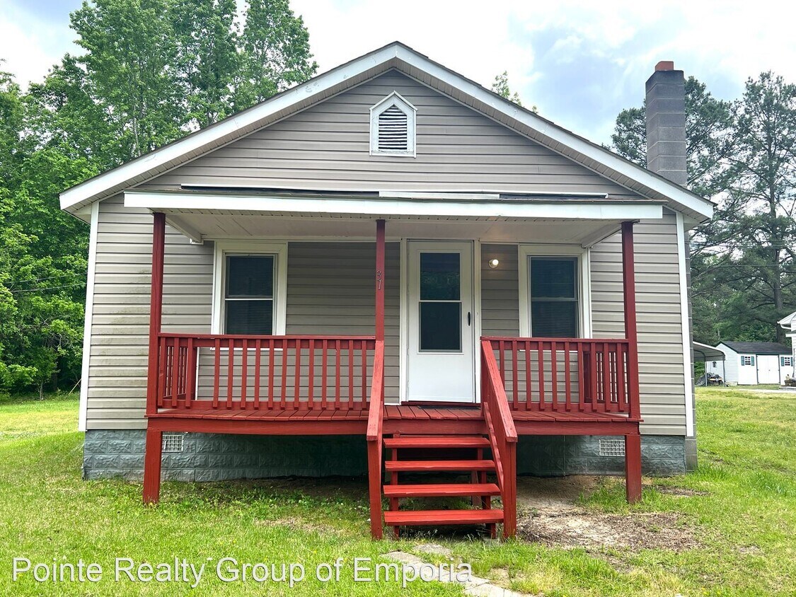 Primary Photo - 2 br, 1 bath House - 31 Quarter Moon Rd.