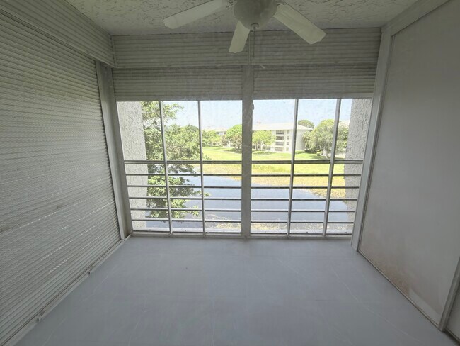 Building Photo - 9311 Orange Grove Dr