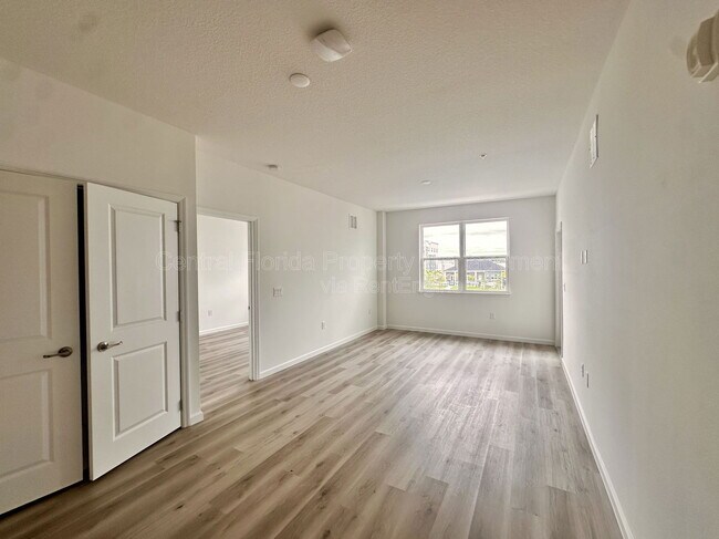 Foto del edificio - 1220 Southstation Pl