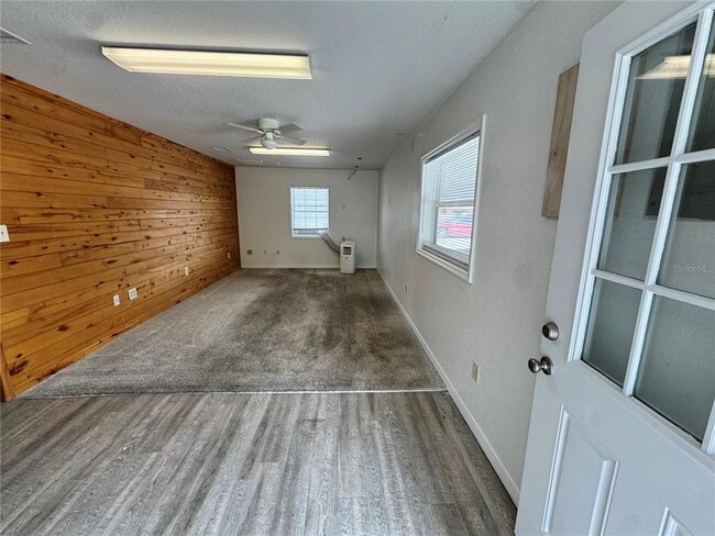 Foto del edificio - 306 N Iona Ave