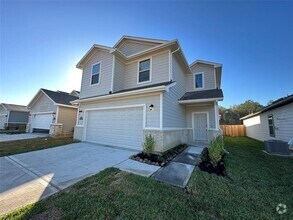 Building Photo - 16646 Moss Ln