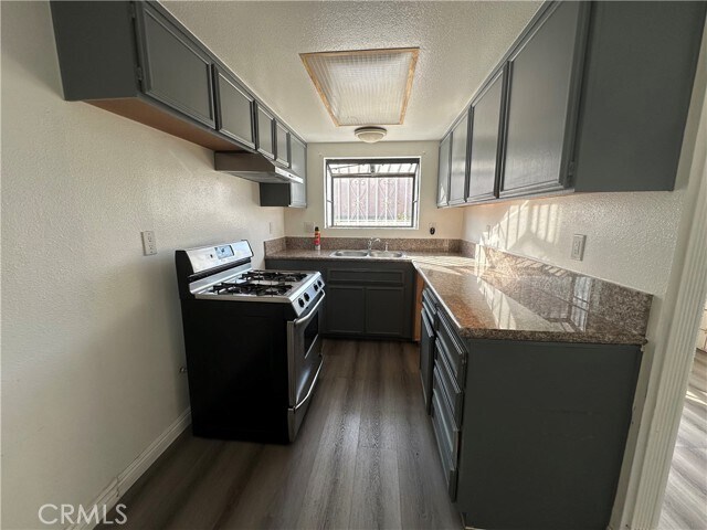 Foto del edificio - 13420 Tracy St