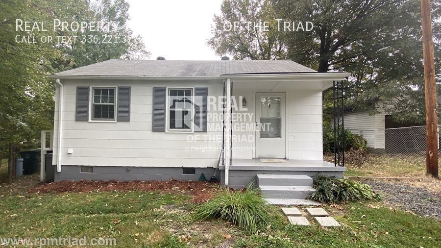 Primary Photo - Adorable 2BR/1BA with updates in Greensboro