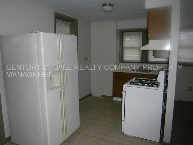Building Photo - All Utilities Included
