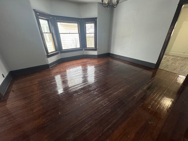 Foto del edificio - 32 S Virginia Ave