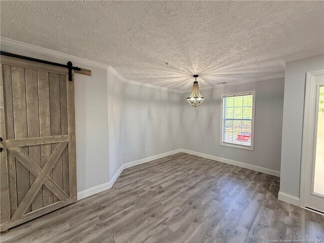 Building Photo - 392 Bubble Creek Ct