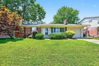 Building Photo - 1685 Citadel Pl