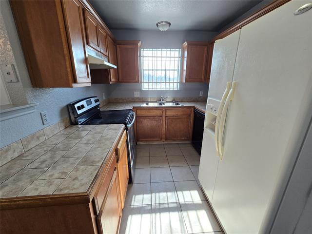 Building Photo - 1439 E Robert St