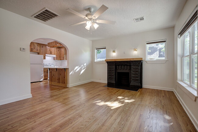 Foto del edificio - 511 W Comanche St