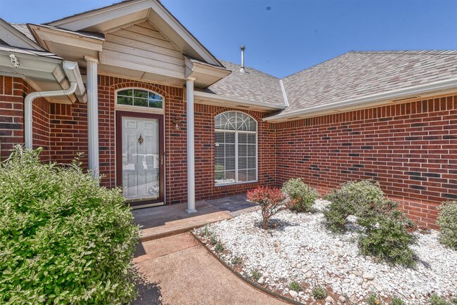 Foto del edificio - 15501 Arbuckle Heights