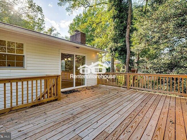 Foto del edificio - 1173 Idylewild Dr