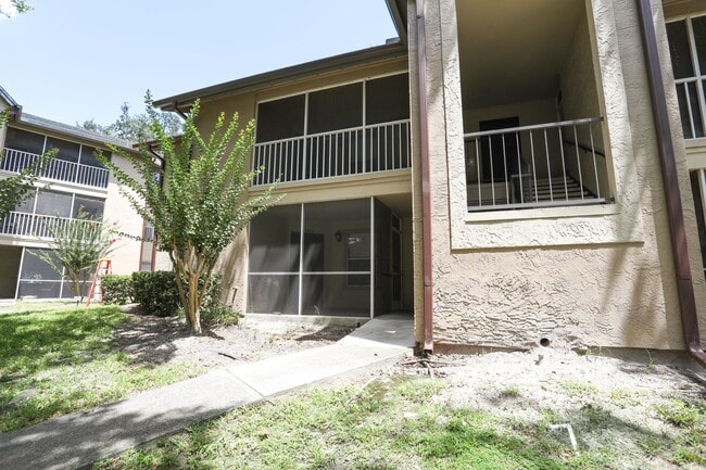 Building Photo - 974 Leeward Pl